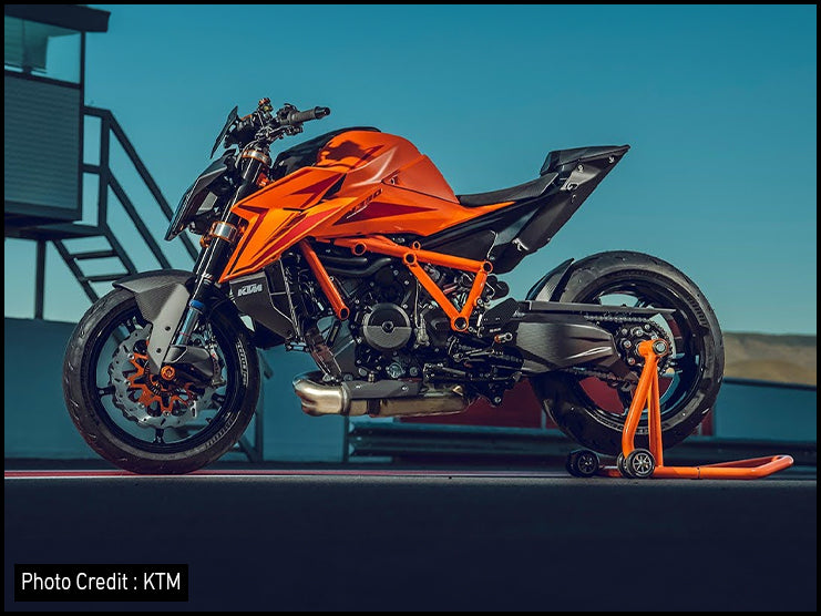 2024 KTM 1390 Super Duke R EVO Review