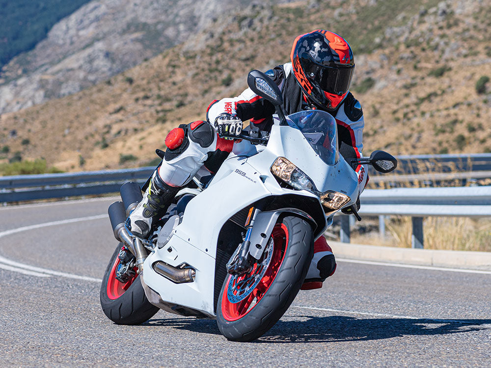 6 Best Street Motorcycles for Beginners in 2022