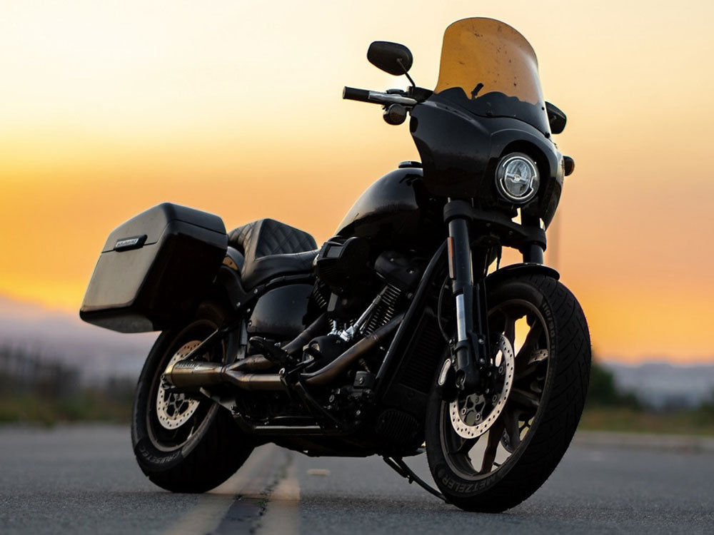 Avoiding the Dangers – Why You Need a Motorcycle Windshield