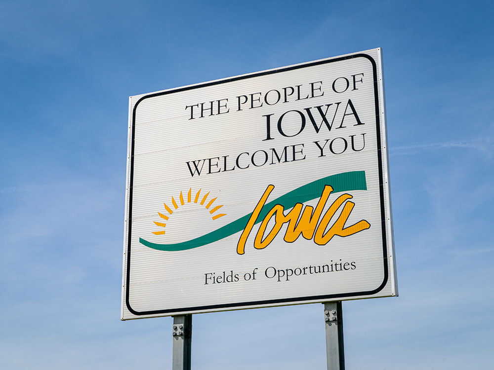 Best Motorcycle Roads and Destinations in Iowa, United States