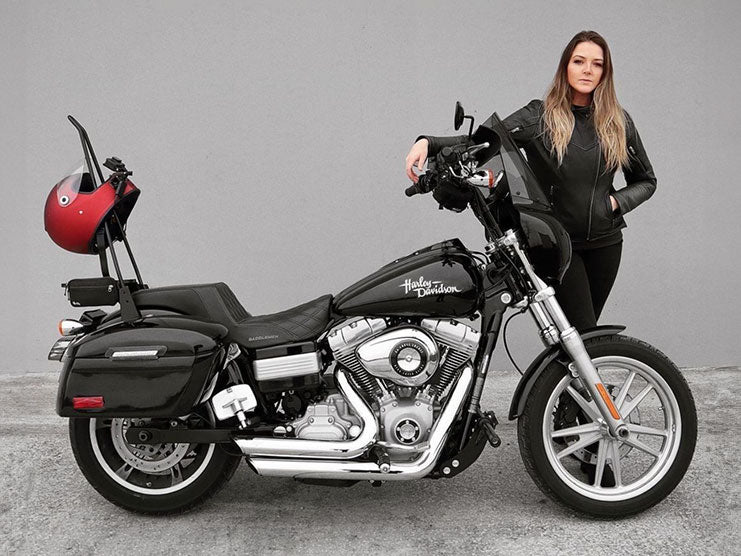 How Do Men Perceive Women Riding Motorcycles?