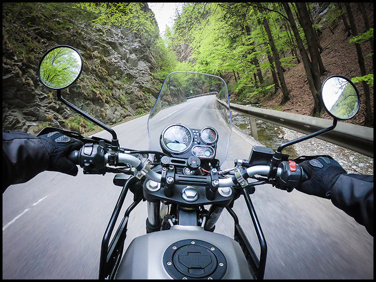 Unwritten Motorcycle Riding Rules That All or Most Bikers Follow