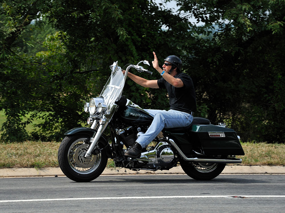 What Are The Common Rider Hand Signals?