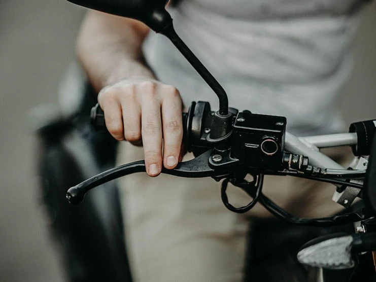 Why Do Your Hands Go Numb When Riding a Motorcycle?