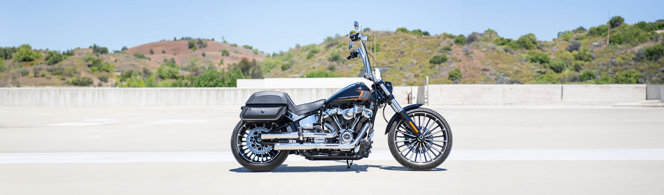 Harley Davidson Softail Breakout and S FXBR/S Saddlebags - Viking Bags