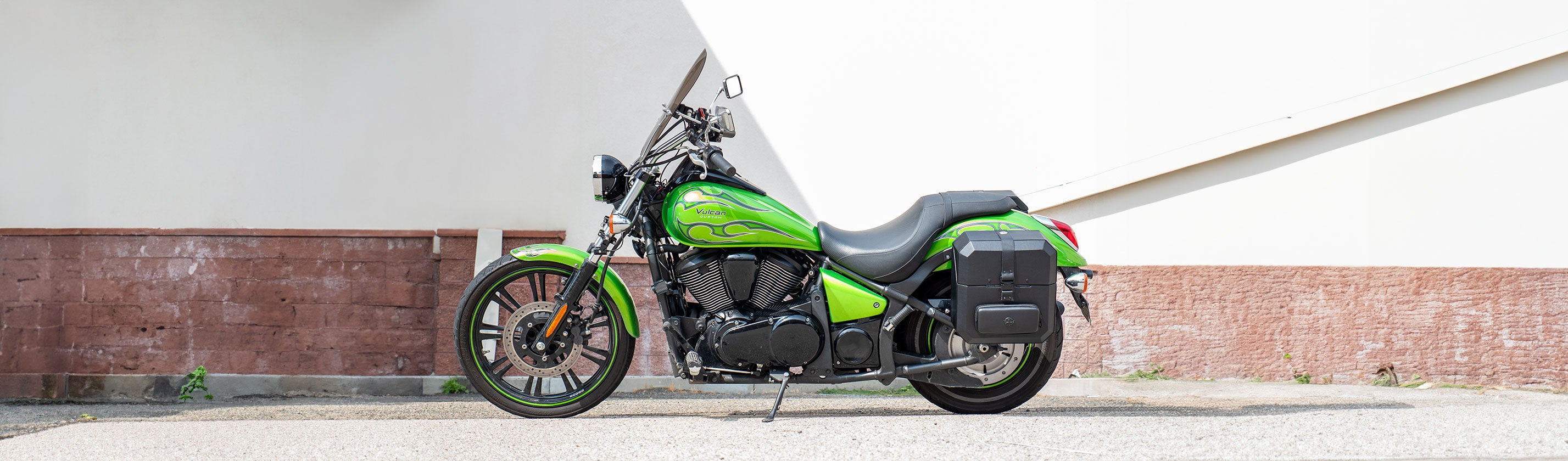 Kawasaki Vulcan 900 Custom Saddlebags