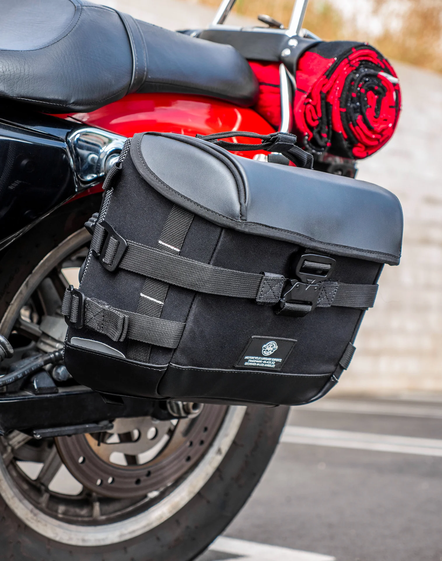 10L - Incognito Quick Mount Small Solo Motorcycle Saddlebag (Left Only) for Harley Sportster 1200 Low XL1200L v2