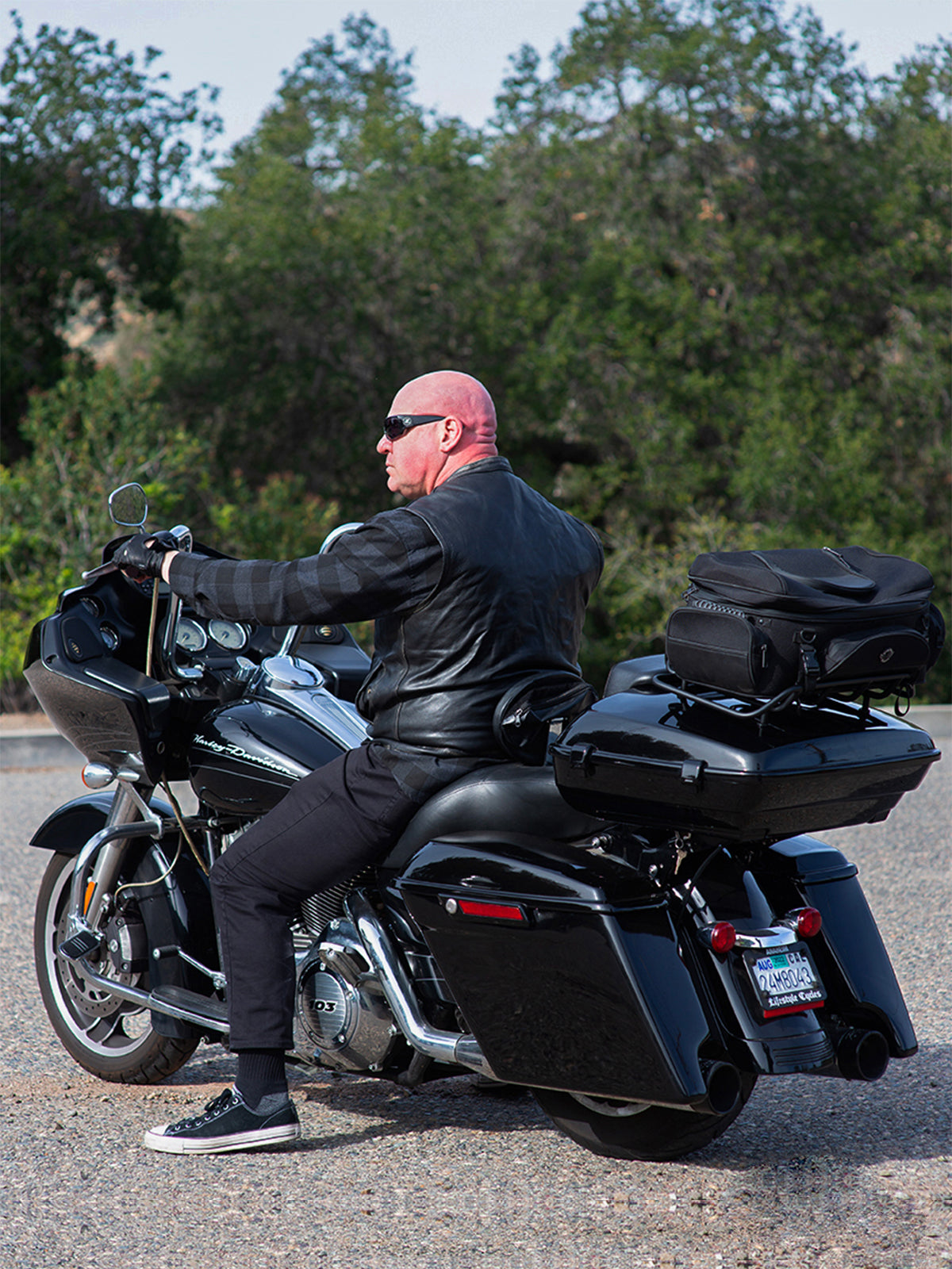 Triumph store thunderbird luggage