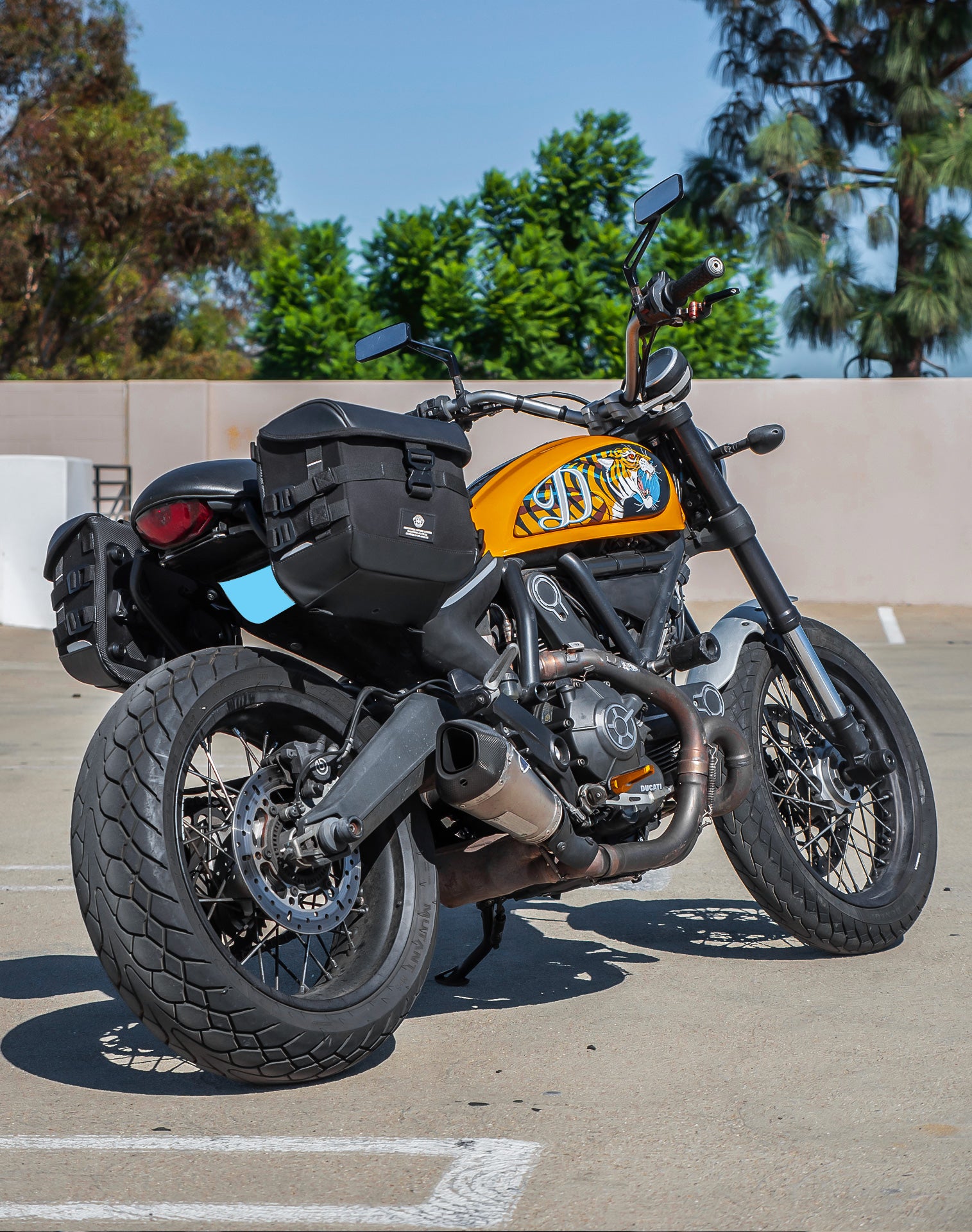 10L - Incognito Quick Mount Small Ducati Scrambler (2014-17) Solo Saddlebag (Right Only) v1