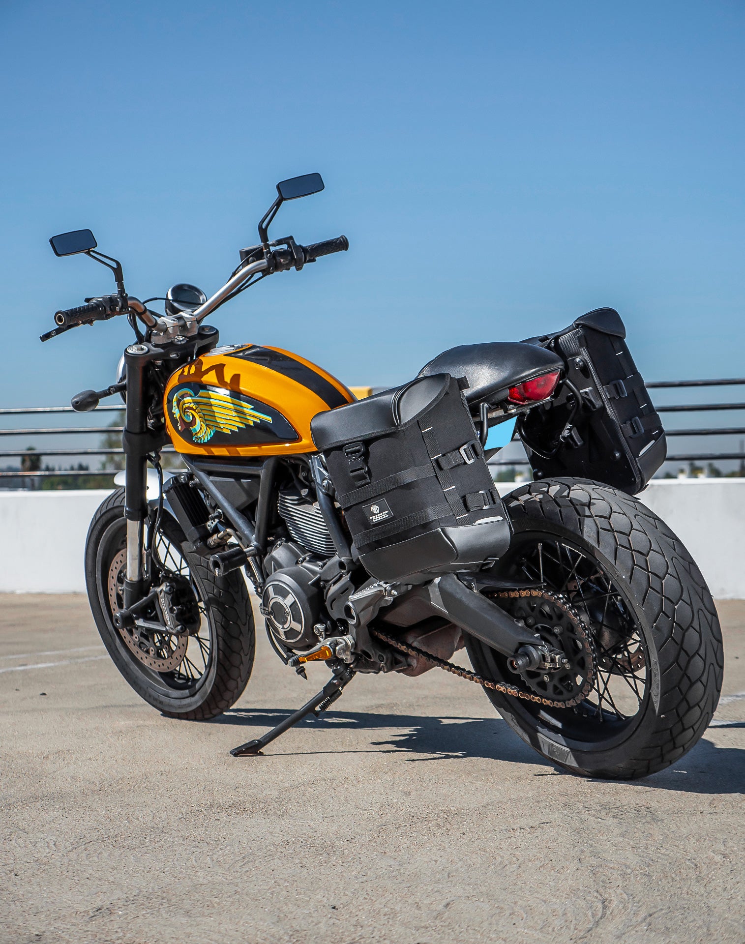 15L - Incognito Quick Mount Medium Ducati Scrambler (2014-17) Solo Saddlebag (Left Only) v1