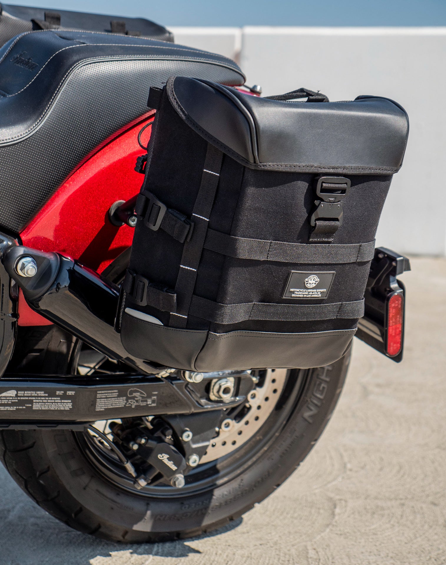 15L - Incognito Quick-Mount Medium Indian Chief Bobber Dark Horse (2022+) Solo Saddlebag (Left Only) v3