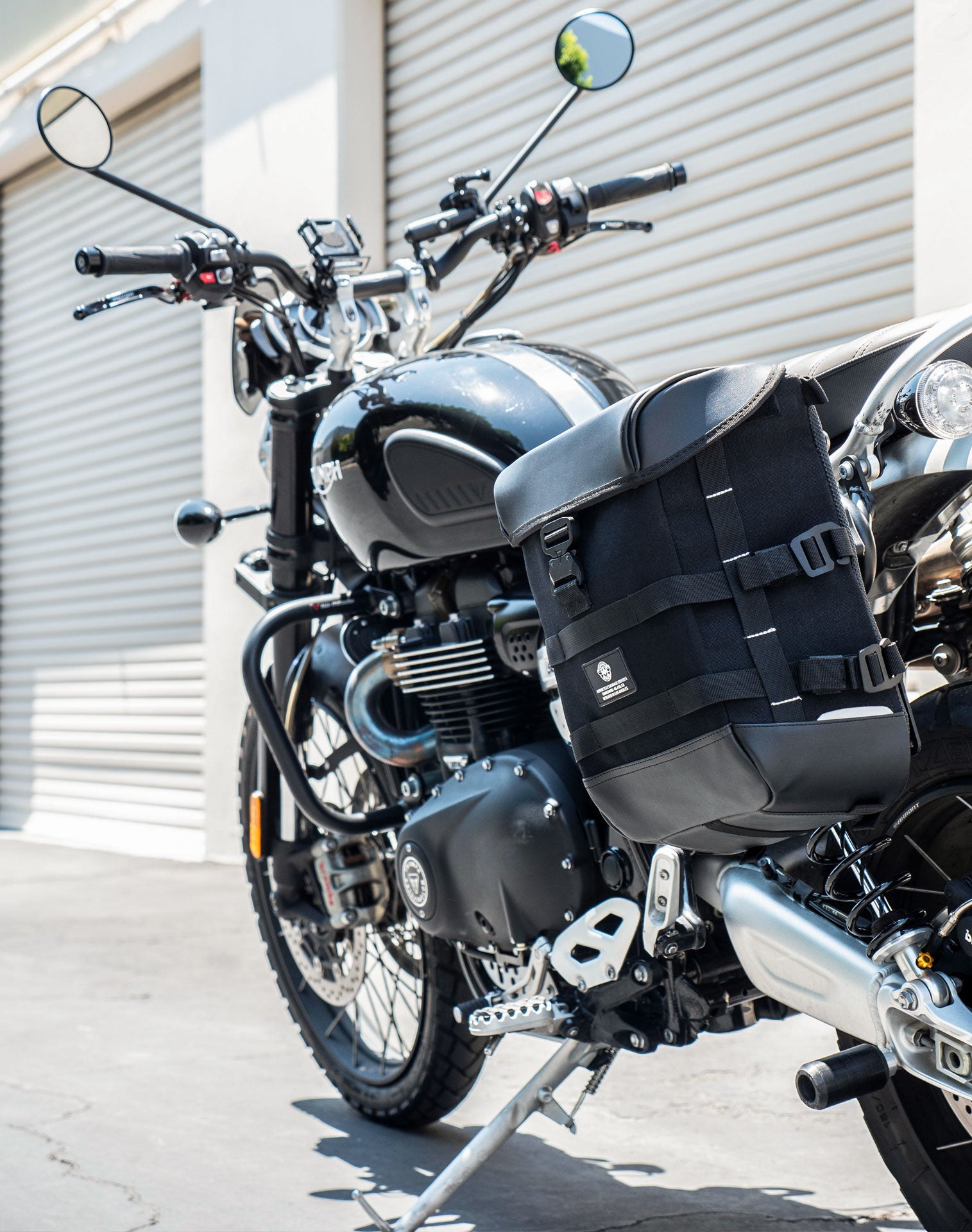 15L - Incognito Quick Mount Medium Triumph Scrambler 1200 (2018+) Solo Saddlebag (Left Only) v1