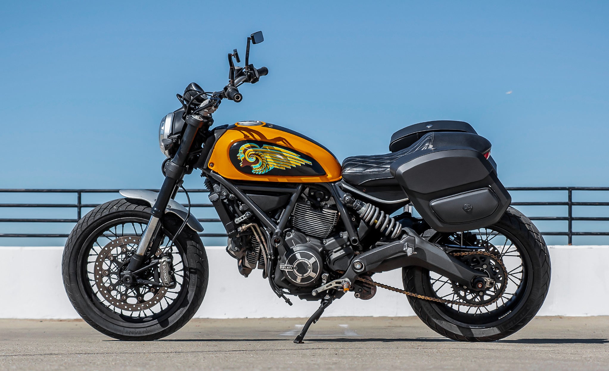 20L - Ironclad Quick Mount Medium Ducati Scrambler (2014-17) Hard Solo Saddlebag (Left Only) @expand