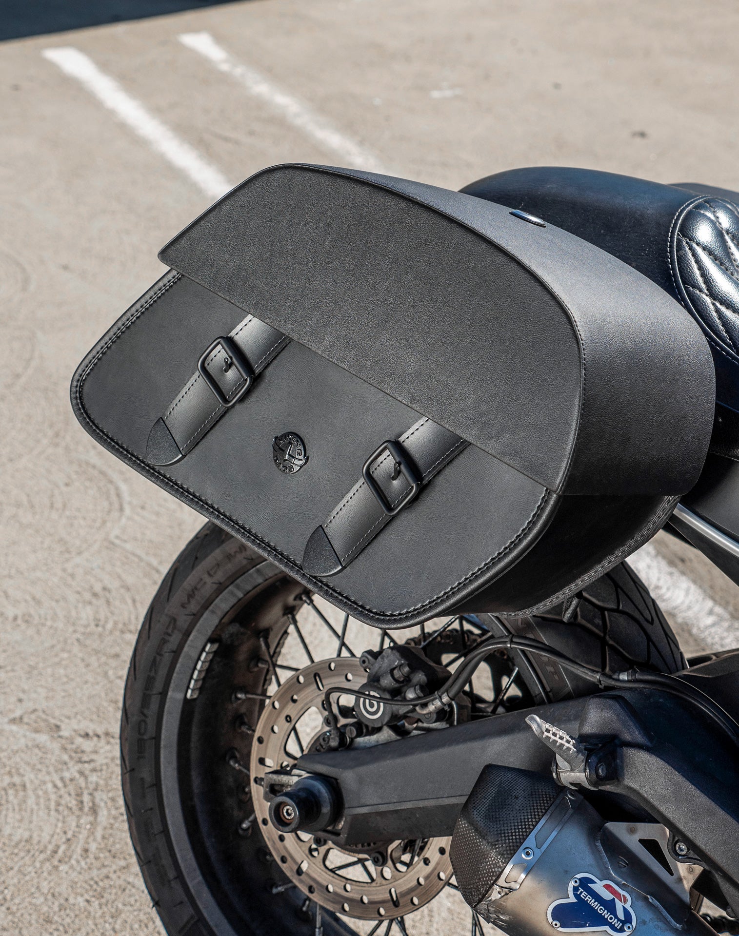 28L - Baelor Medium Quick Mount Ducati Scrambler (2014-17) Motorcycle Saddlebags v2