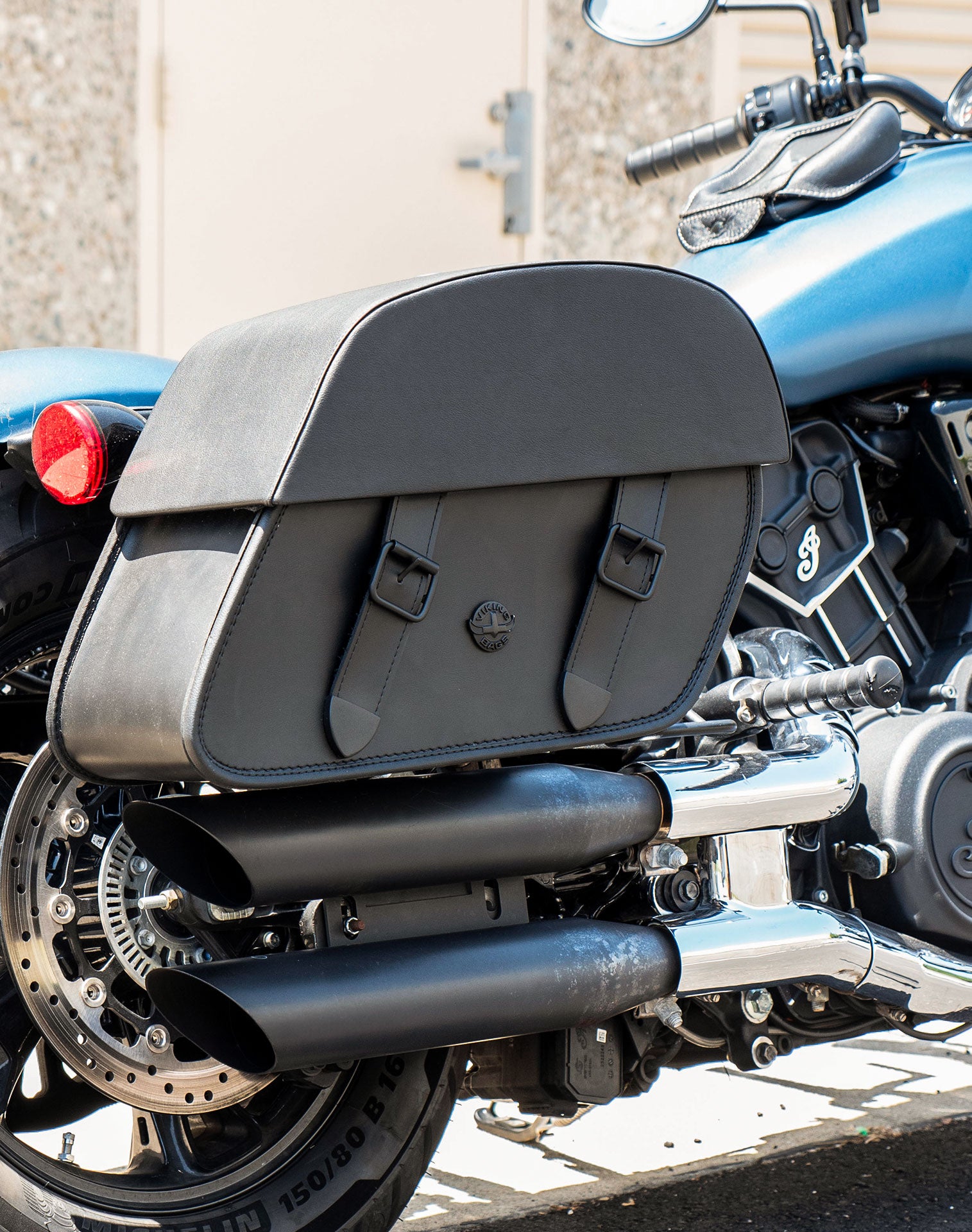 28L - Baelor Medium Quick Mount Indian Scout Bobber Motorcycle Saddlebags Vertical 2