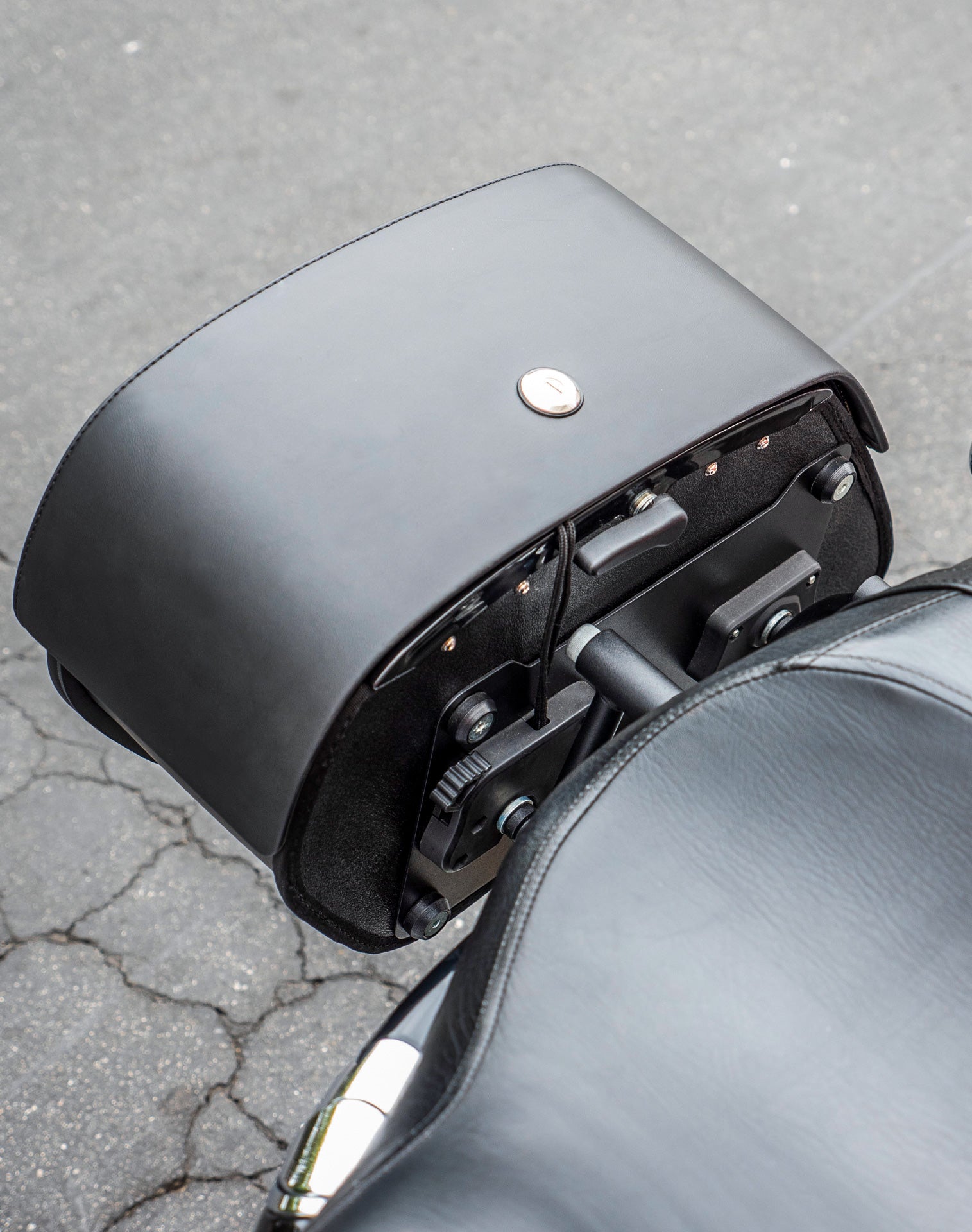 28L - Baelor Medium Quick Mount Motorcycle Saddlebags For Harley Sportster 1200 Low XL1200L v3