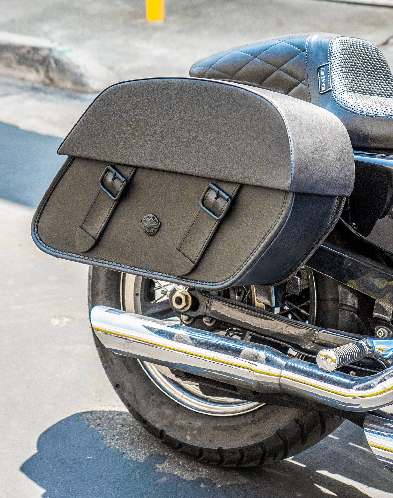 28L - Baelor Medium Quick Mount Motorcycle Saddlebags For Harley Sportster Seventy Two XL1200V v2