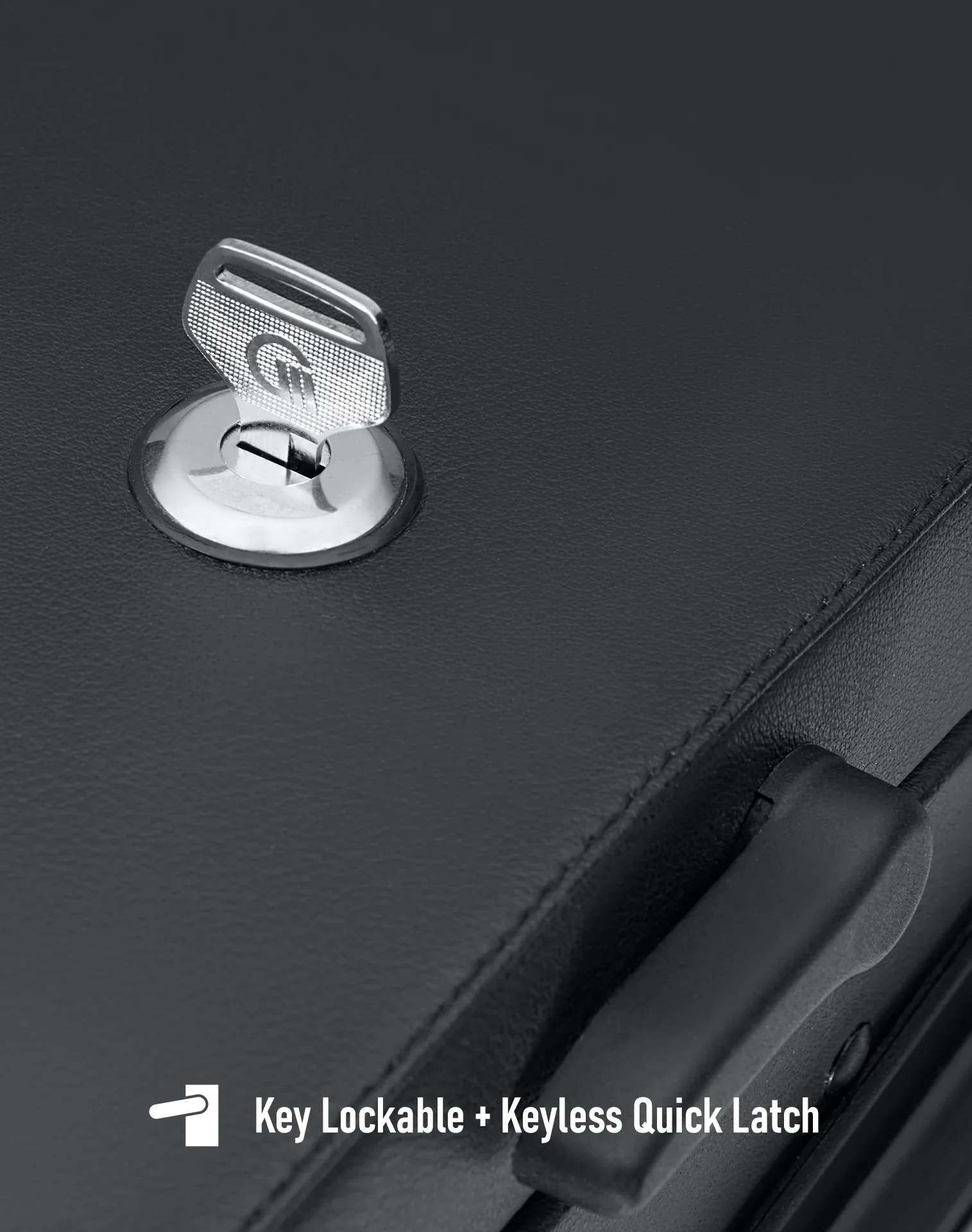 28L - Wraith Medium Leather Saddlebags for Harley Softail Standard FXST Key Lockable