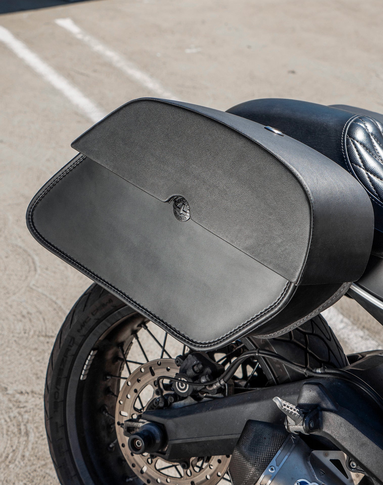 28L - Panzer Medium Quick Mount Ducati Scrambler (2014-17) Leather Saddlebags v2