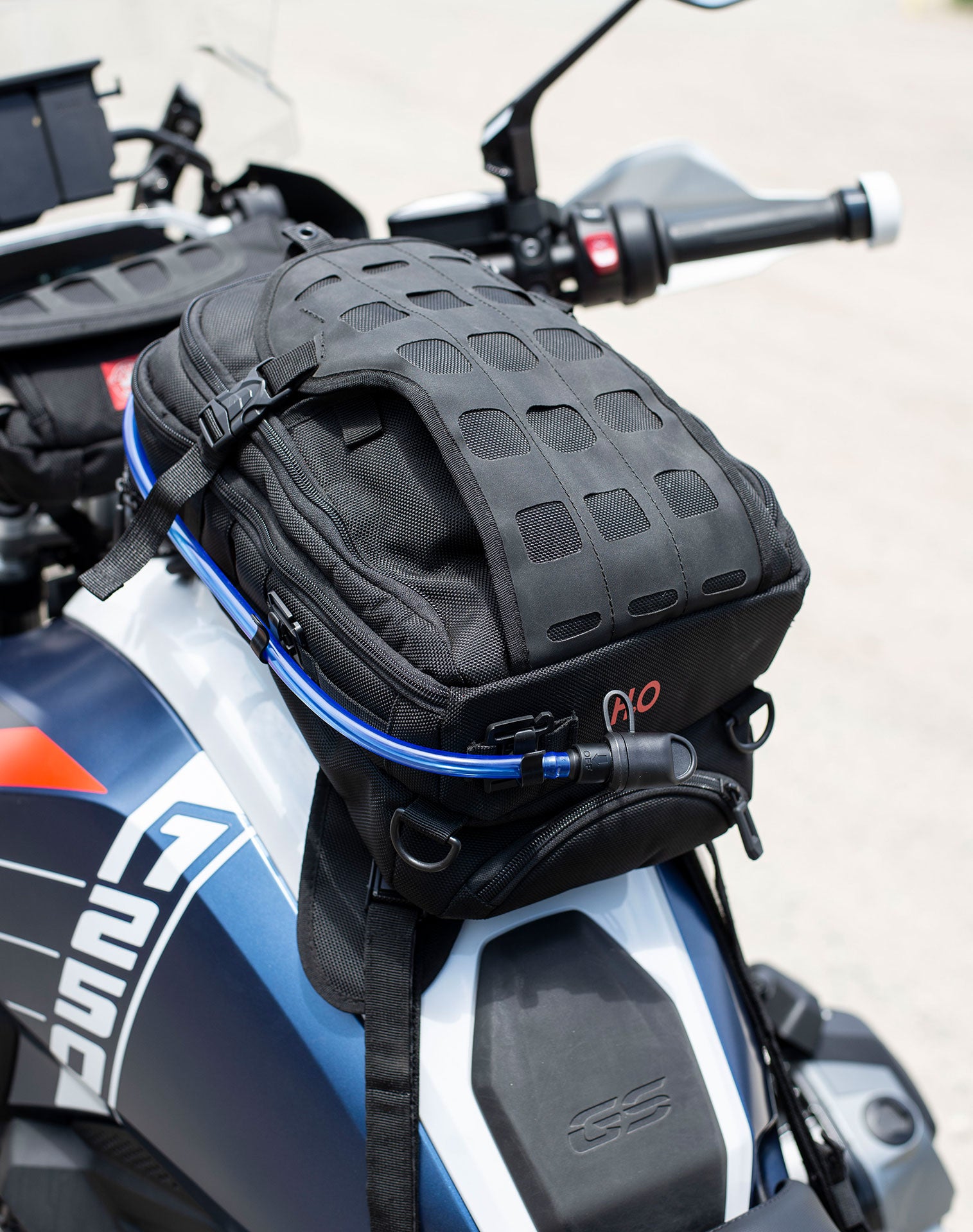 7L Apex BMW ADV Touring Tank Bag with Hydration Pack