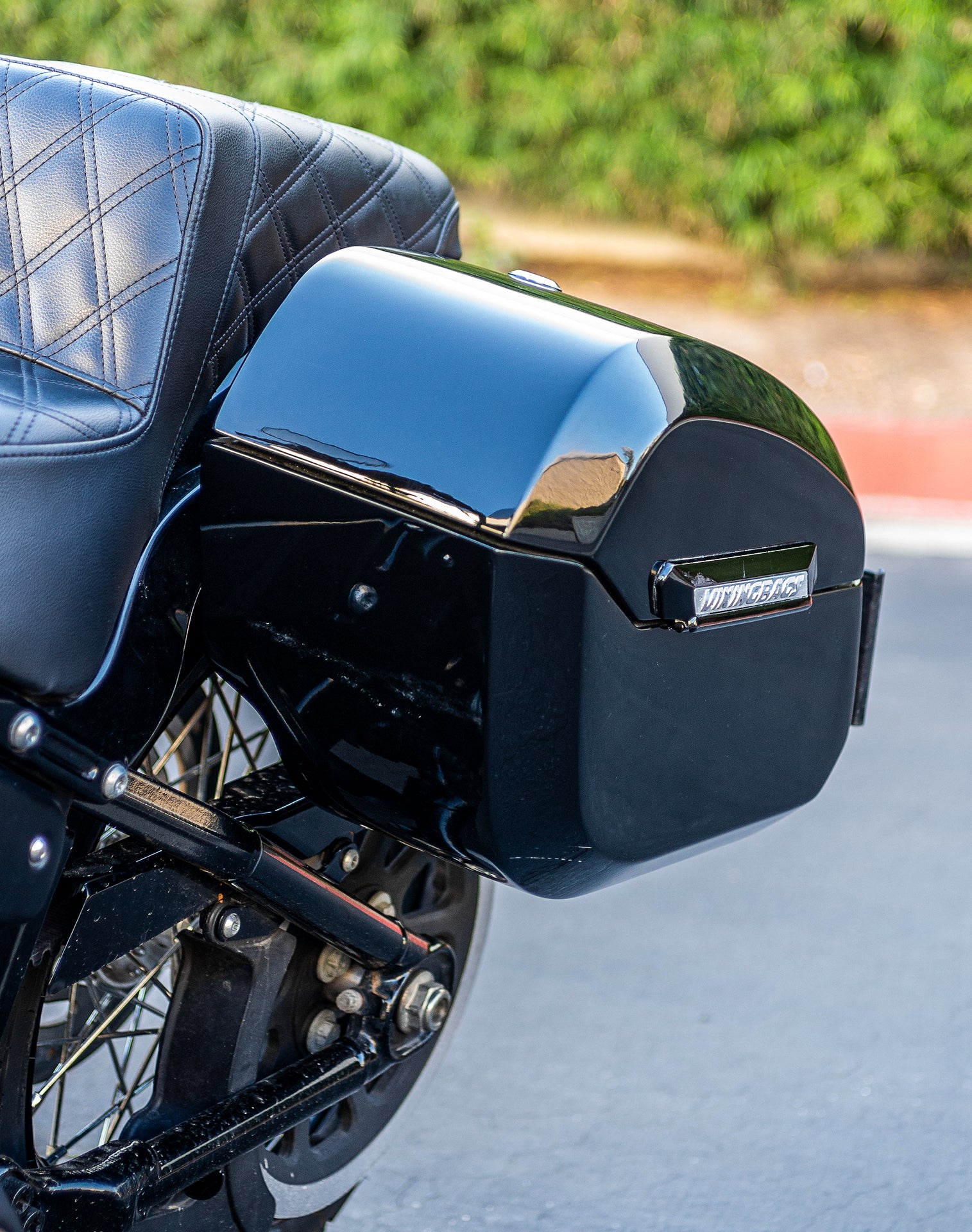 Fiberglass saddlebags cheap for harley davidson