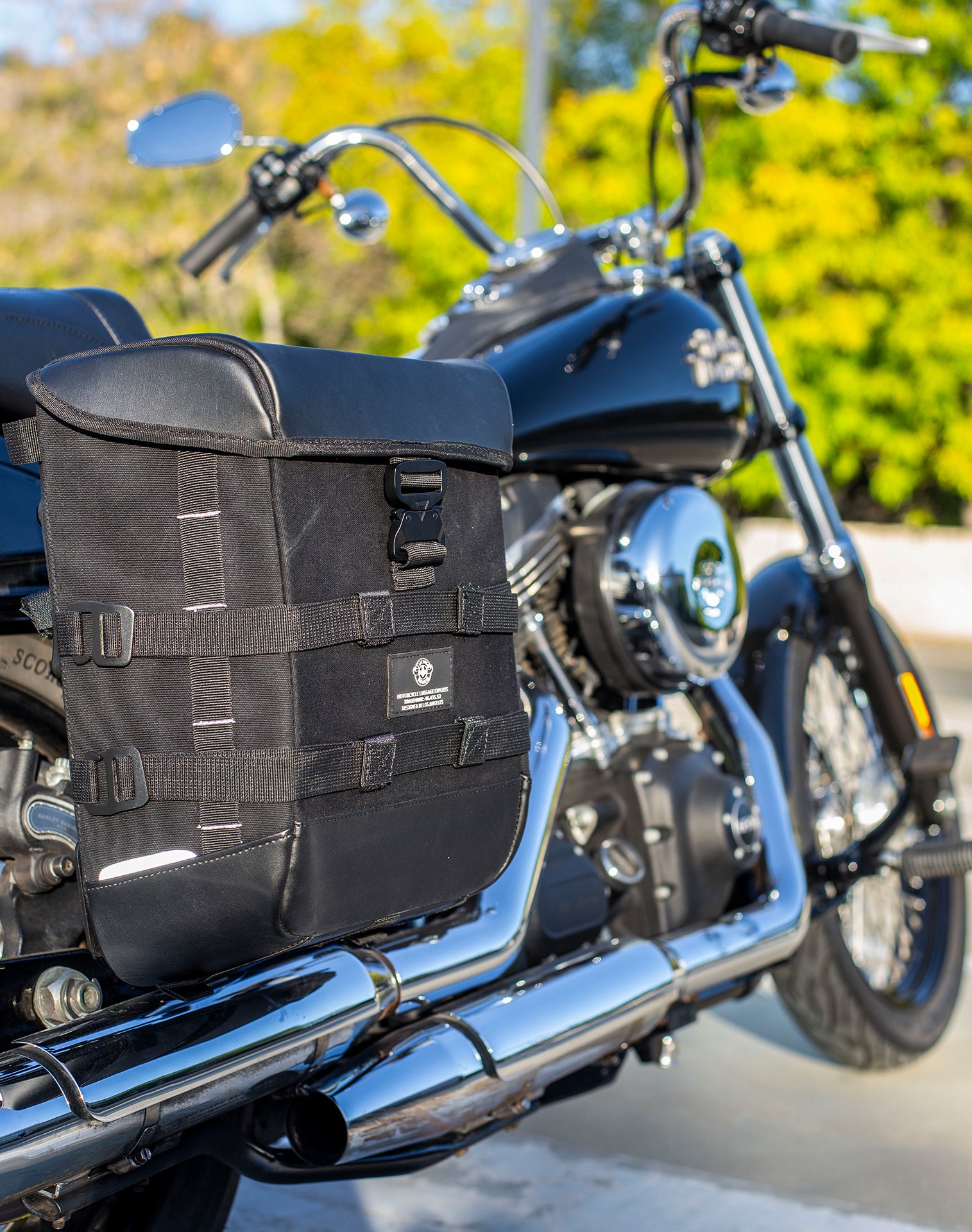 15L - Incognito Quick Mount Medium Solo Saddlebag (Right Only) for Harley Dyna Low Rider FXDL/I