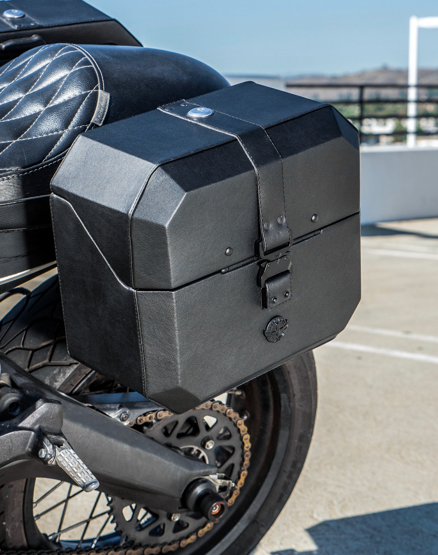 10L - Outlaw Quick Mount Small Ducati Scrambler (2014-17) Hard Solo Saddlebag (Left Only) v3