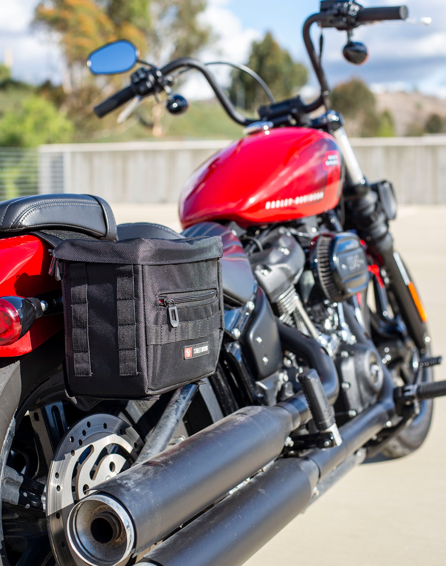 Street bob best sale throw over saddlebags